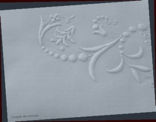 drap broderie